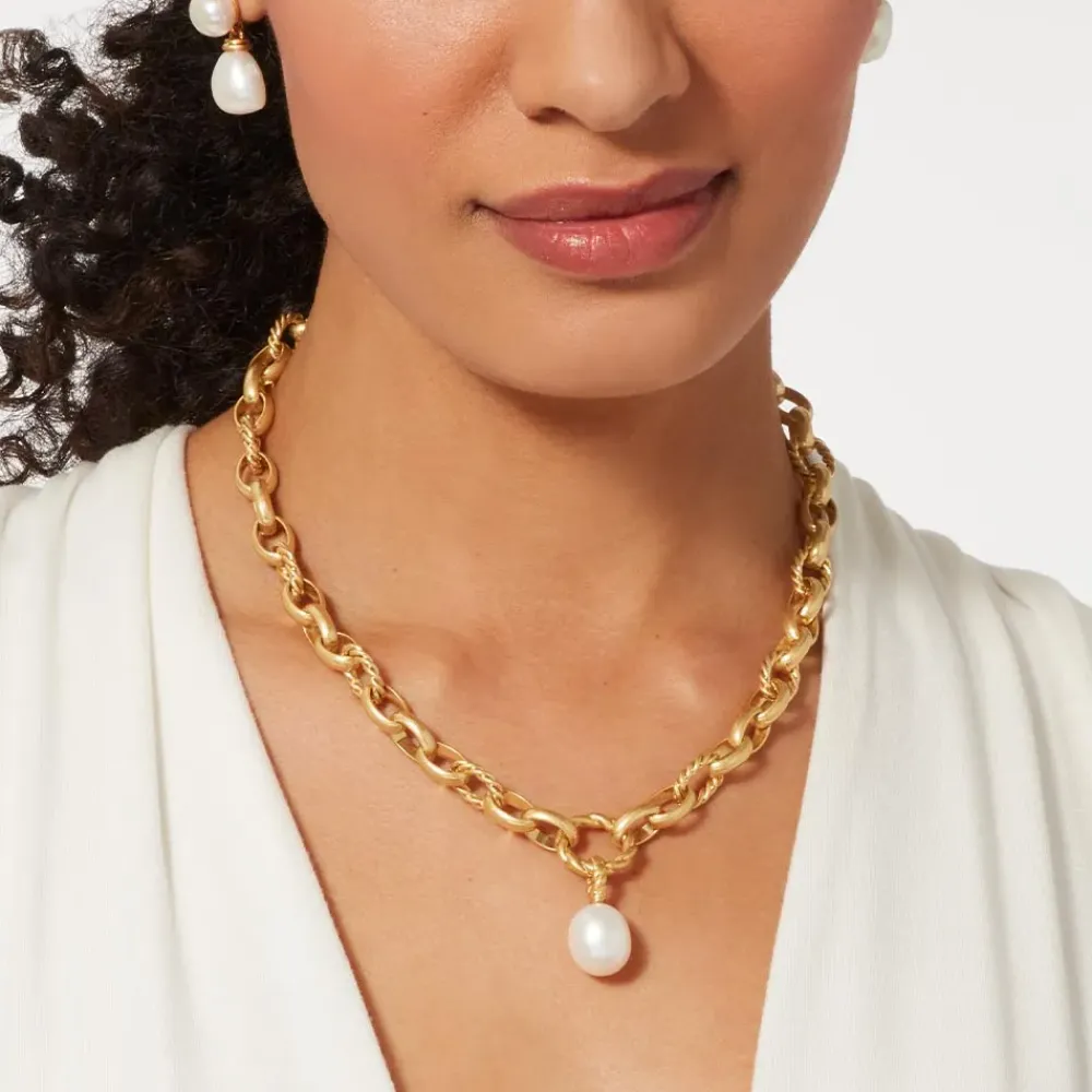 Fashion Cypriot Twist Pearl Chain Pendant Necklace Necklaces
