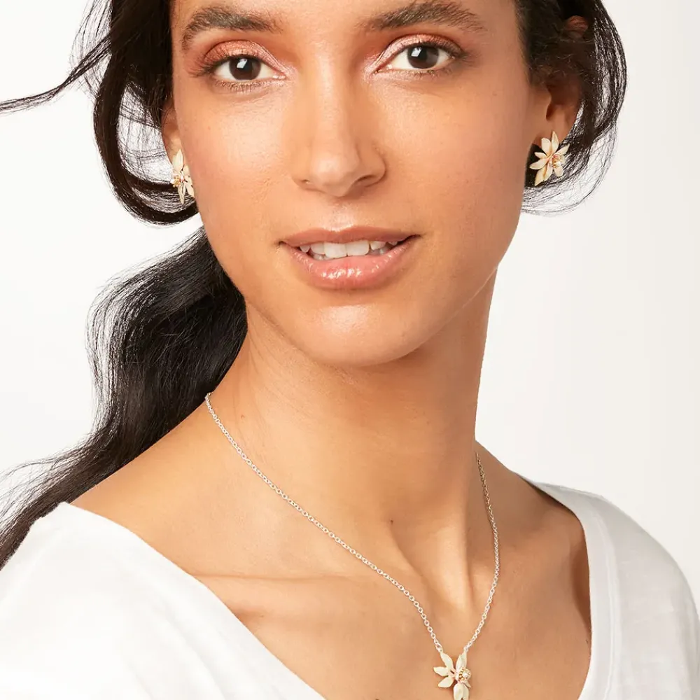 Clearance Magnolia Pendant Necklace Necklaces