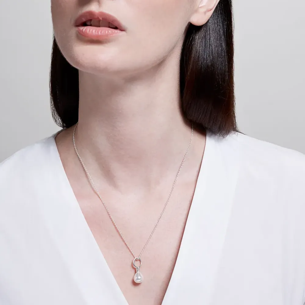 Outlet Venus Pearl Silver Pendant Necklace, White Necklaces